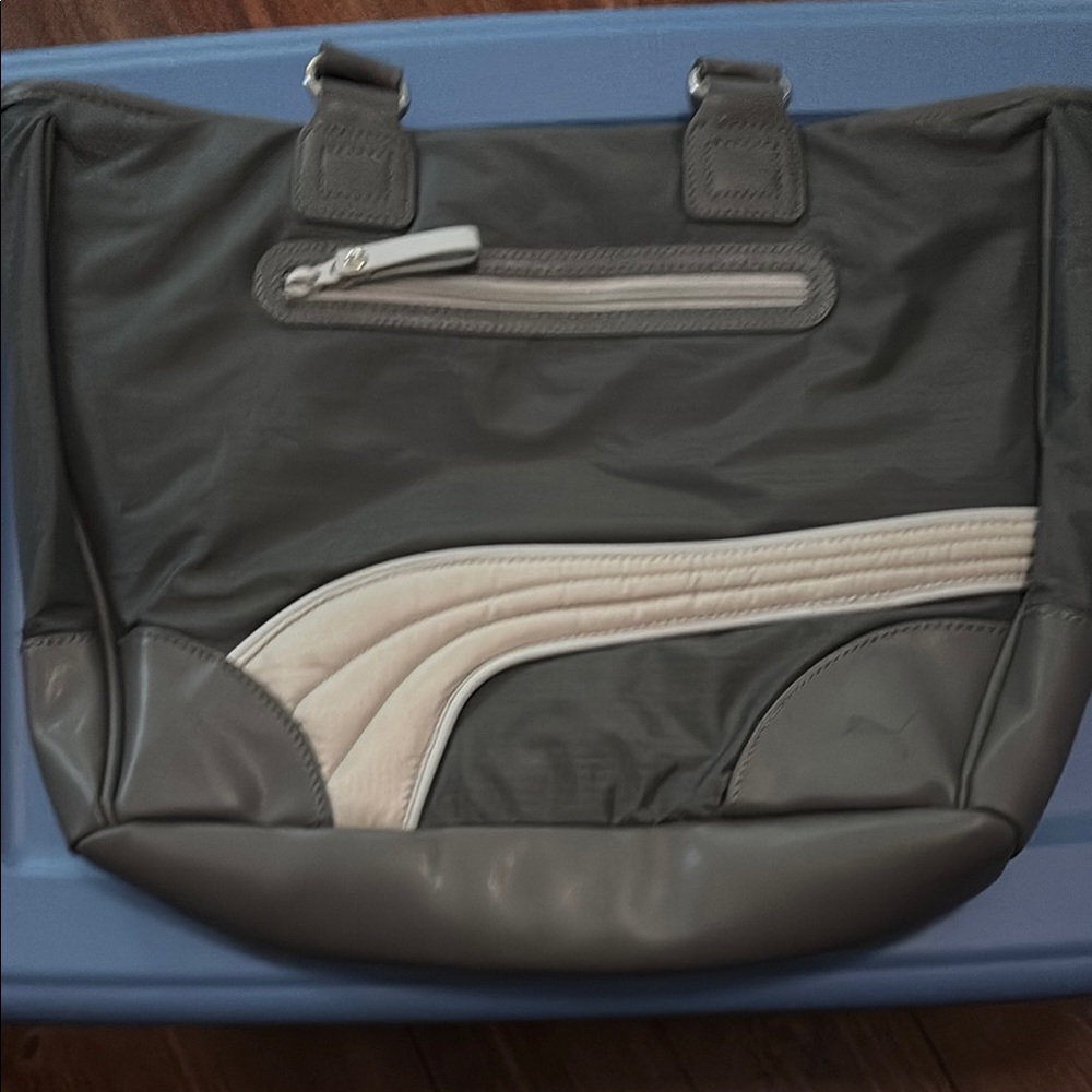 Puma Gray and White Dynamic Messenger Bag